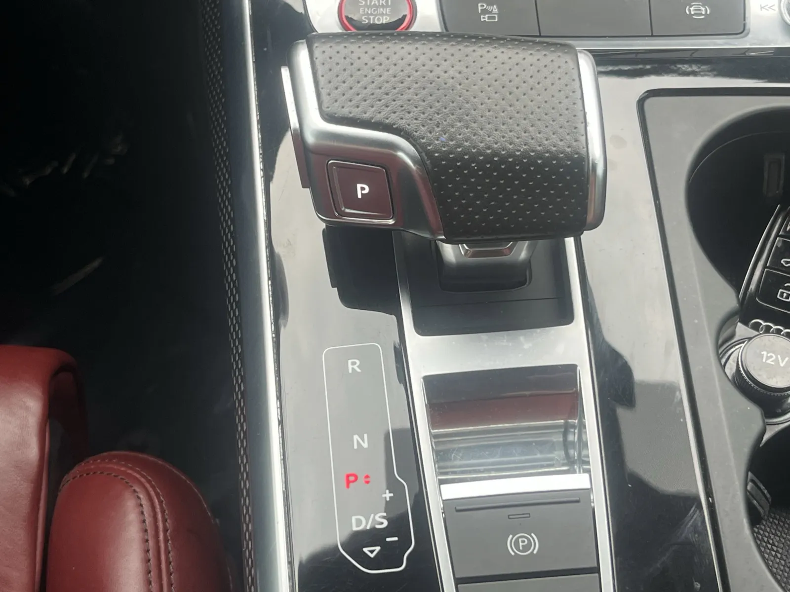 Audi SQ8 photo 20