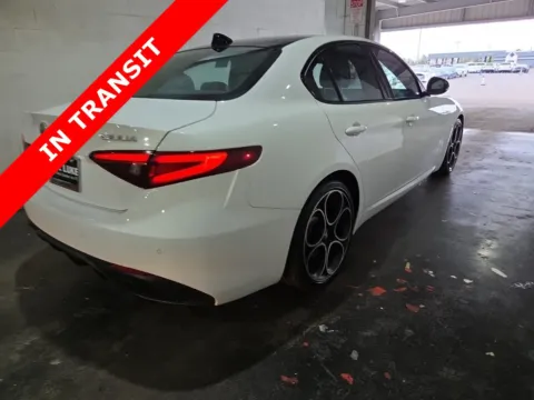 More photos of 2023 Alfa Romeo Giulia Veloce at Auto Boutique Texas, TX