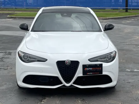 More photos of 2023 Alfa Romeo Giulia Veloce at Auto Boutique Texas, TX