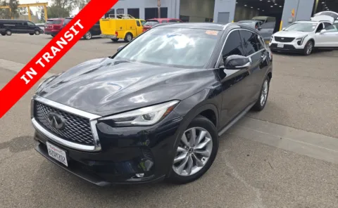 Black 2019 INFINITI QX50 LUXE for sale in Alvin, TX