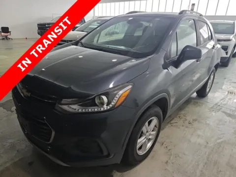 Gray 2021 Chevrolet Trax LT for sale in Alvin, TX