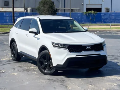 Photos of 2021 Kia Sorento LX for sale in Alvin, TX at Auto Boutique Texas