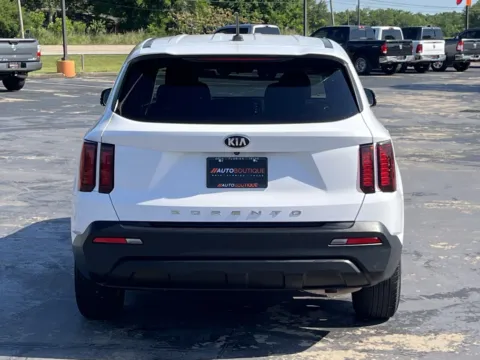 More photos of 2021 Kia Sorento LX at Auto Boutique Texas, TX