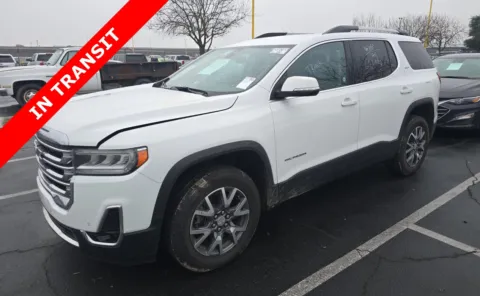White 2023 GMC Acadia SLT for sale in Alvin, TX