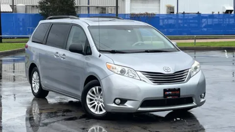 Photos of 2014 Toyota Sienna XLE for sale in Alvin, TX at Auto Boutique Texas