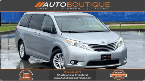 Silver 2014 Toyota Sienna XLE for sale in Alvin, TX