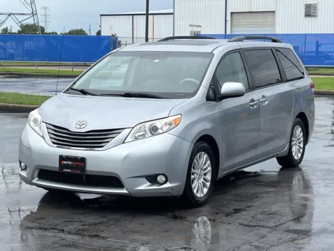 More photos of 2014 Toyota Sienna XLE at Auto Boutique Texas, TX