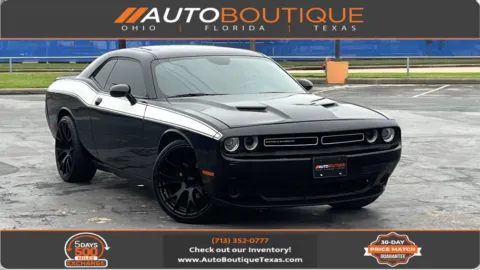 Black 2018 Dodge Challenger SXT for sale in Alvin, TX
