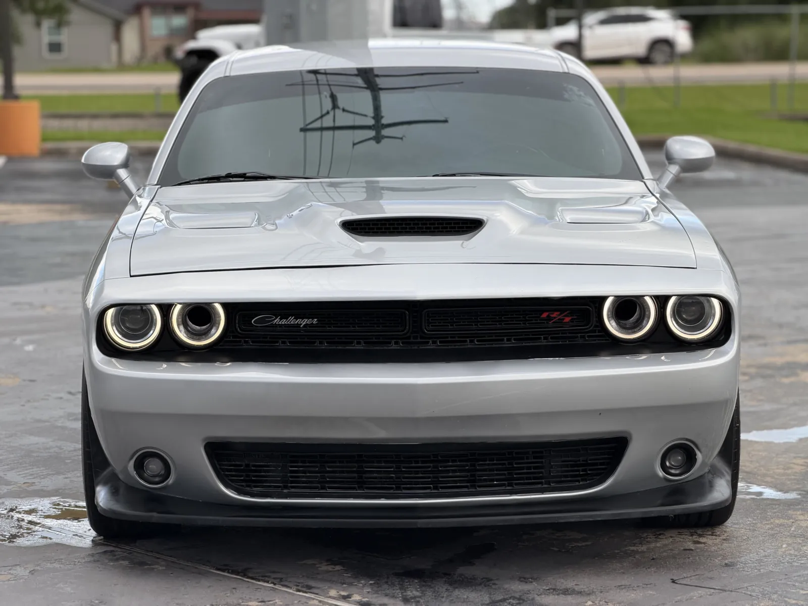 Dodge Challenger photo 4