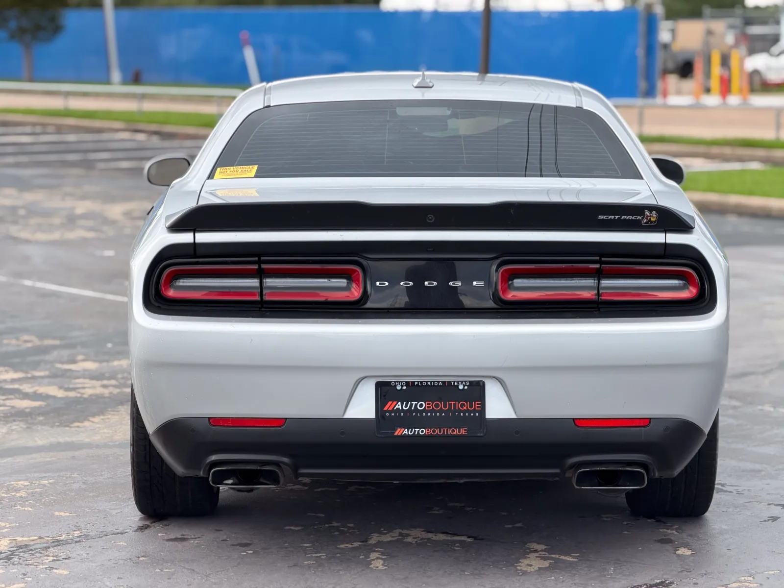 Dodge Challenger photo 6