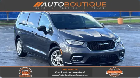 Gray 2023 Chrysler Pacifica Touring L for sale in Alvin, TX
