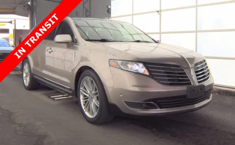 Another view of 2019 Lincoln MKT Reserve for sale in Alvin, TX at Auto Boutique Texas