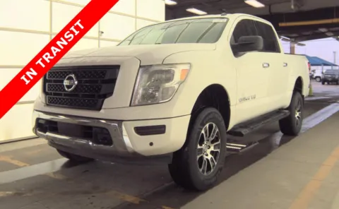 Another view of 2020 Nissan Titan SV for sale in Alvin, TX at Auto Boutique Texas