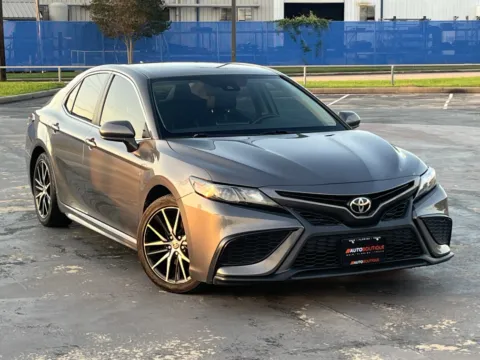 Photos of 2021 Toyota Camry SE Nightshade for sale in Alvin, TX at Auto Boutique Texas