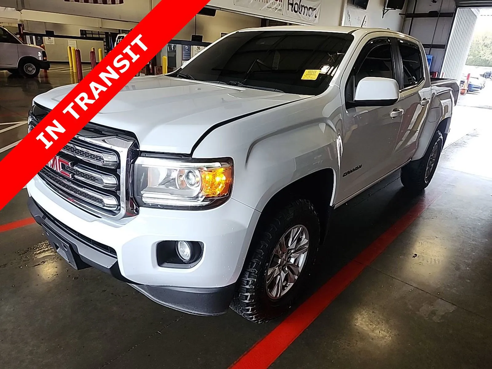 2020 GMC Canyon 2WD SLE Crew Cab Short Box's photo