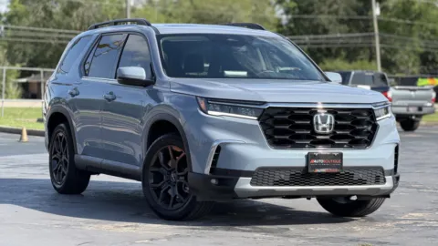 Gray 2025 Honda Pilot Touring for sale in Alvin, TX