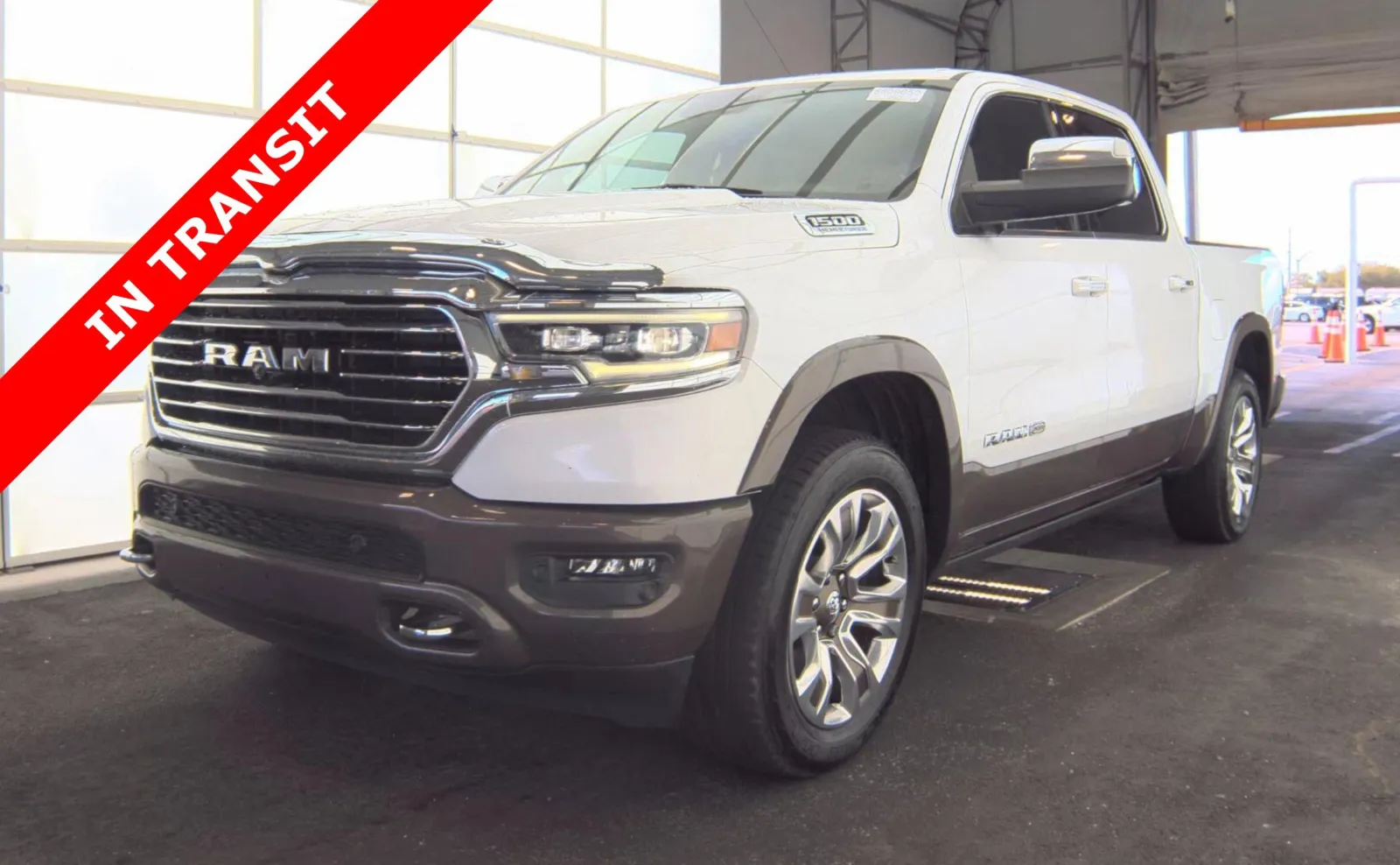 2022 RAM 1500 Longhorn Crew Cab 5'7's photo