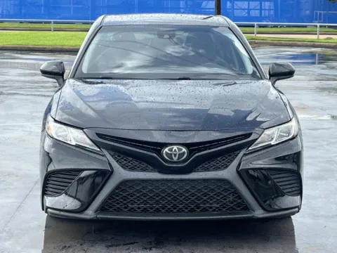 More photos of 2019 Toyota Camry SE at Auto Boutique Texas, TX
