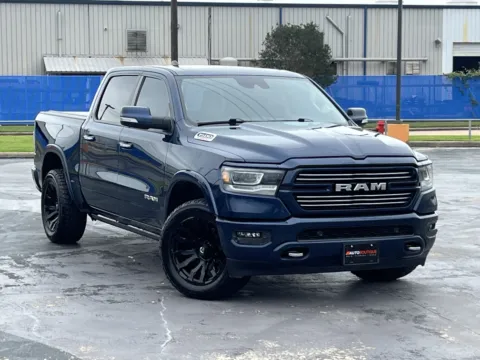 More photos of 2022 Ram 1500 Laramie at Auto Boutique Texas, TX
