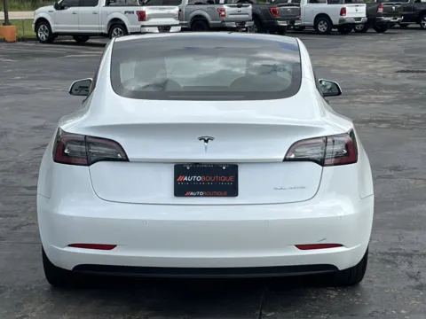 More photos of 2022 Tesla Model 3 Long Range at Auto Boutique Texas, TX