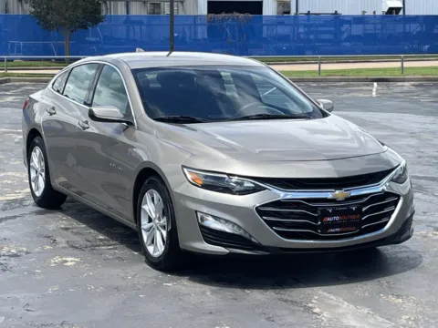 Photos of 2023 Chevrolet Malibu LT for sale in Alvin, TX at Auto Boutique Texas