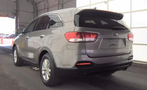 More photos of 2017 Kia Sorento LX at Auto Boutique Texas, TX