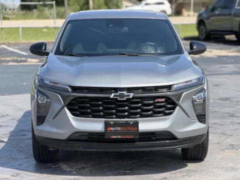 More photos of 2024 Chevrolet Trax 1RS at Auto Boutique Texas, TX