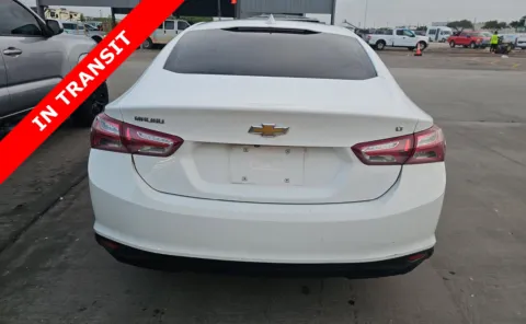 More photos of 2022 Chevrolet Malibu LT at Auto Boutique Texas, TX