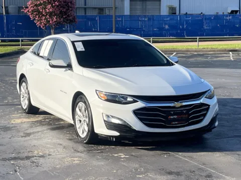 Photos of 2022 Chevrolet Malibu LT for sale in Alvin, TX at Auto Boutique Texas