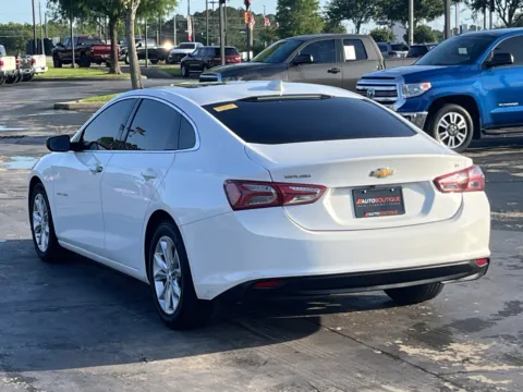 More photos of 2022 Chevrolet Malibu LT at Auto Boutique Texas, TX