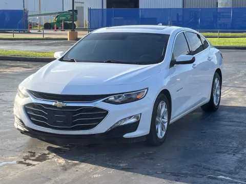 Photos of 2022 Chevrolet Malibu LT for sale in Alvin, TX at Auto Boutique Texas