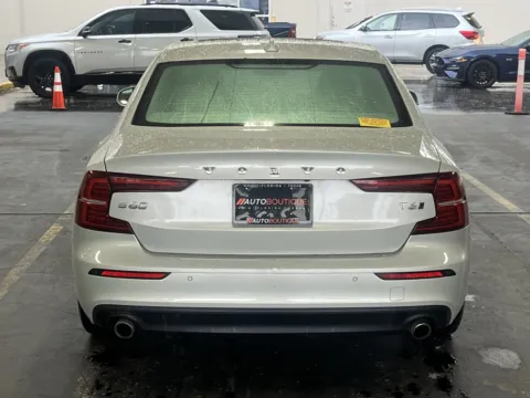 More photos of 2020 Volvo S60 Momentum at Auto Boutique Texas, TX