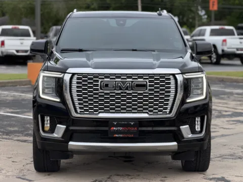 More photos of 2021 GMC Yukon Denali at Auto Boutique Texas, TX