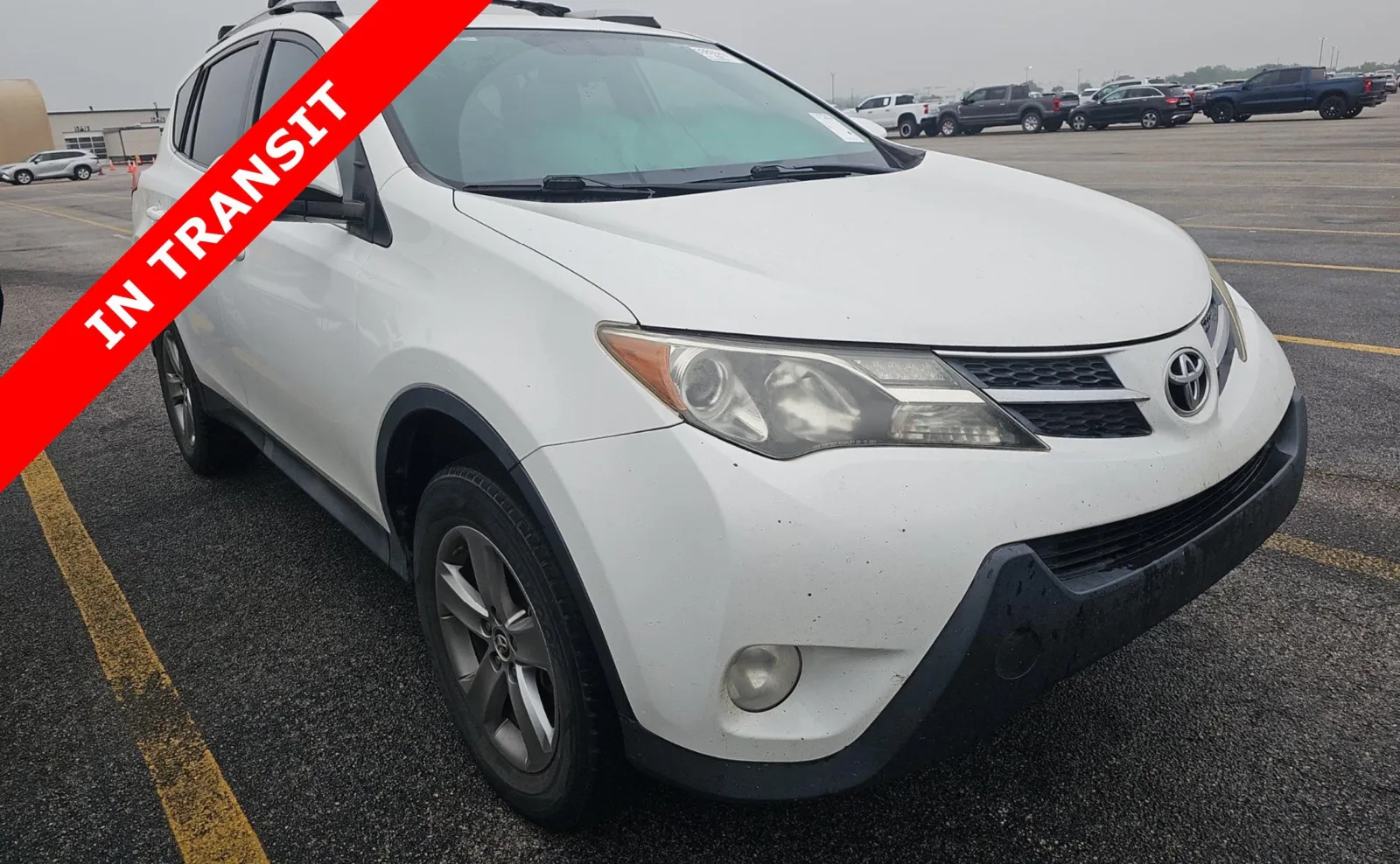 2015 Toyota RAV4 XLE's photo