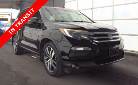 Another view of 2017 Honda Pilot Touring for sale in Alvin, TX at Auto Boutique Texas