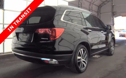 More photos of 2017 Honda Pilot Touring at Auto Boutique Texas, TX