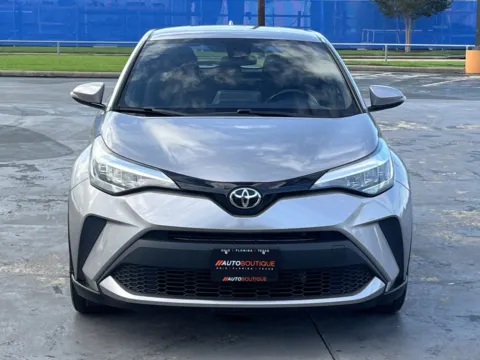 More photos of 2020 Toyota C-HR XLE at Auto Boutique Texas, TX