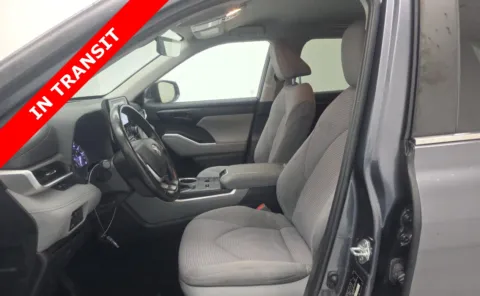 More photos of 2023 Toyota Highlander LE at Auto Boutique Texas, TX