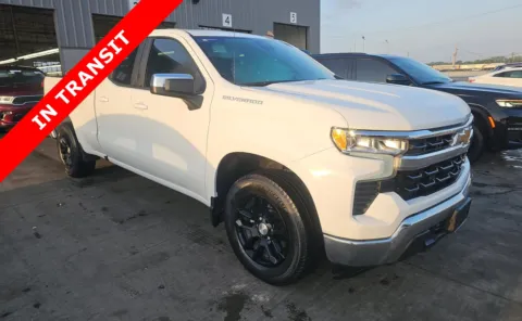 White 2023 Chevrolet Silverado 1500 LT for sale in Alvin, TX