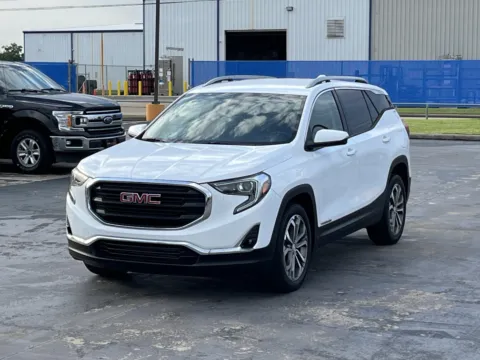 Photos of 2020 GMC Terrain SLT for sale in Alvin, TX at Auto Boutique Texas