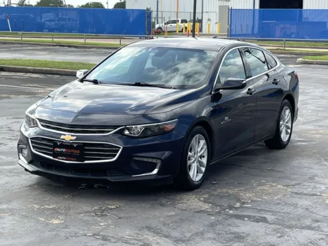 Another view of 2018 Chevrolet Malibu LT for sale in Alvin, TX at Auto Boutique Texas
