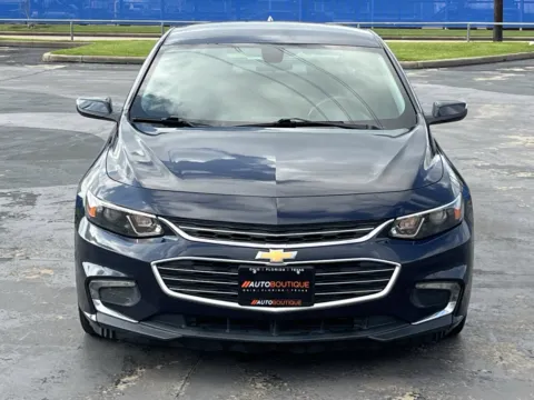 More photos of 2018 Chevrolet Malibu LT at Auto Boutique Texas, TX