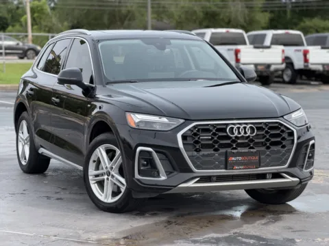 Photos of 2024 Audi Q5 S line Premium for sale in Alvin, TX at Auto Boutique Texas