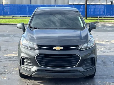 More photos of 2019 Chevrolet Trax LS at Auto Boutique Texas, TX