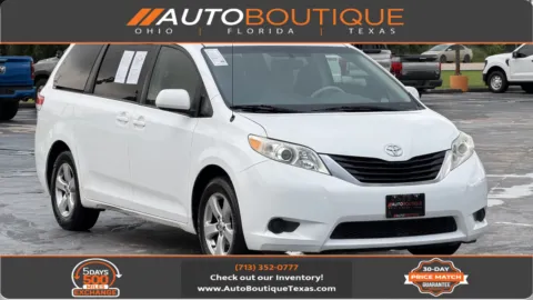 White 2014 Toyota Sienna LE for sale in Alvin, TX
