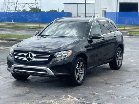 Another view of 2018 Mercedes-Benz GLC 300 for sale in Alvin, TX at Auto Boutique Texas