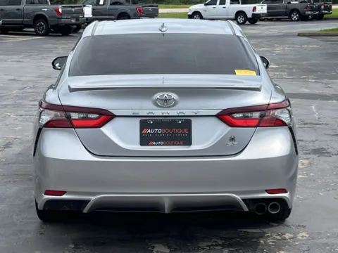 More photos of 2022 Toyota Camry SE at Auto Boutique Texas, TX