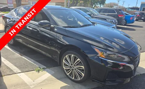 Another view of 2023 Nissan Altima 2.5 SL for sale in Alvin, TX at Auto Boutique Texas