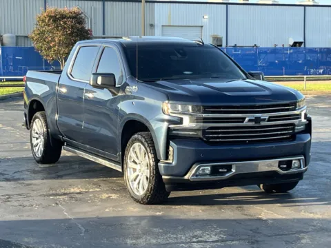 Another view of 2021 Chevrolet Silverado 1500 High Country for sale in Alvin, TX at Auto Boutique Texas
