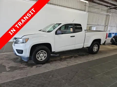 White 2017 Chevrolet Colorado 2WD WT for sale in Alvin, TX